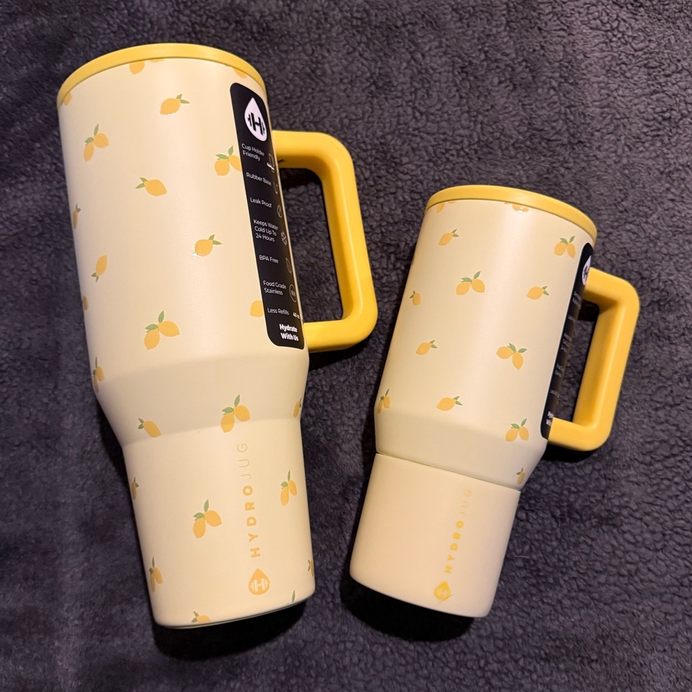 SOLD - HydroJug Traveler - Main Squeeze 40oz & 20oz